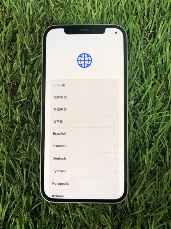 Мобильный телефон Apple iPhone 12