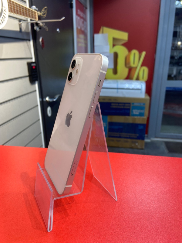 Мобильный телефон Apple iPhone 12