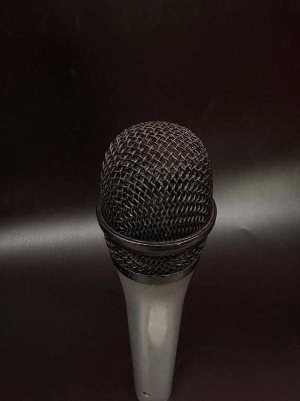 Микрофон Sennheiser  E835