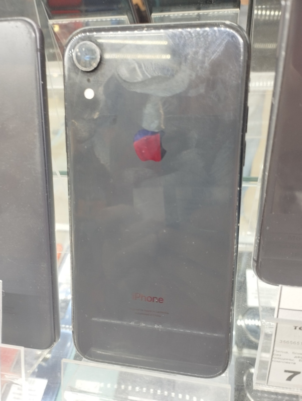 Мобильный телефон Apple iPhone XR