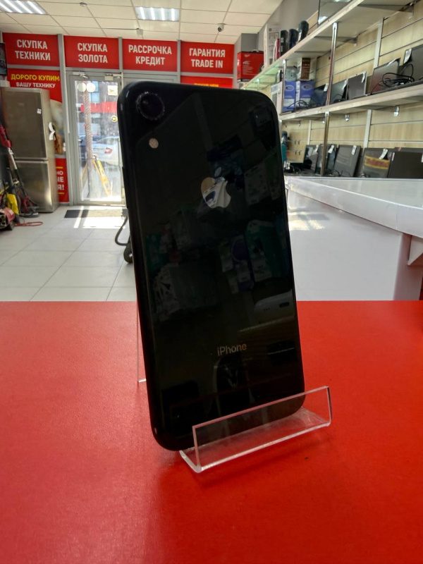 Мобильный телефон Apple iPhone XR